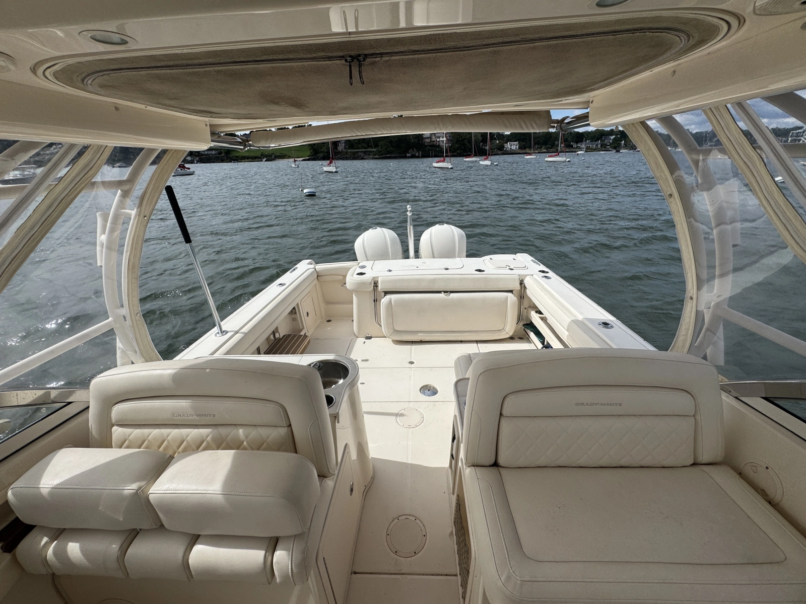 2017 Grady-White Freedom 307