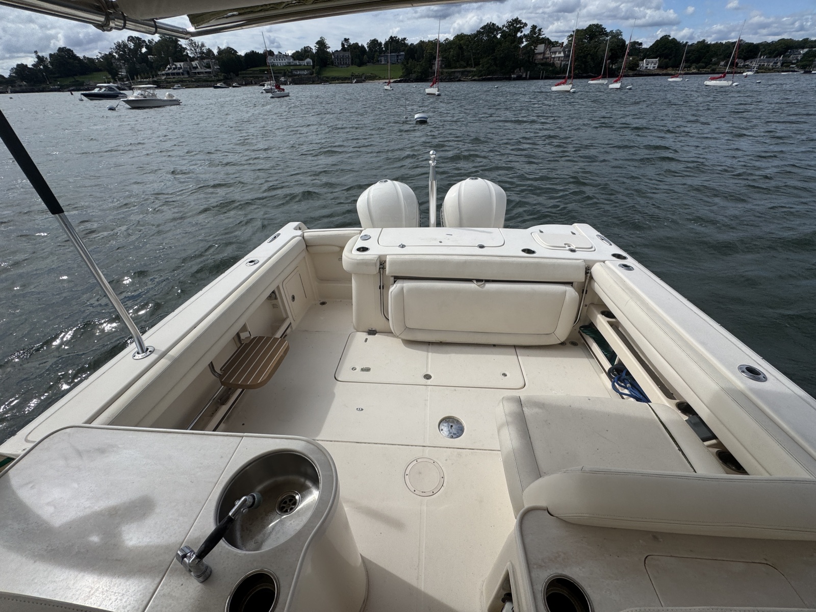2017 Grady-White Freedom 307
