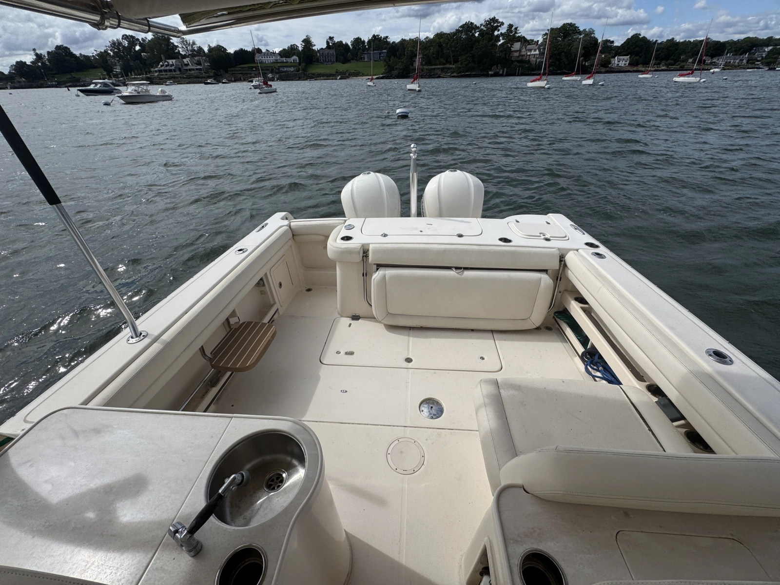 2017 Grady-White Freedom 307