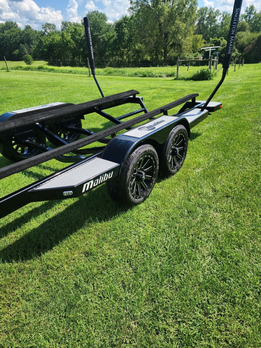 2011 Malibu Wakesetter 247 LSV