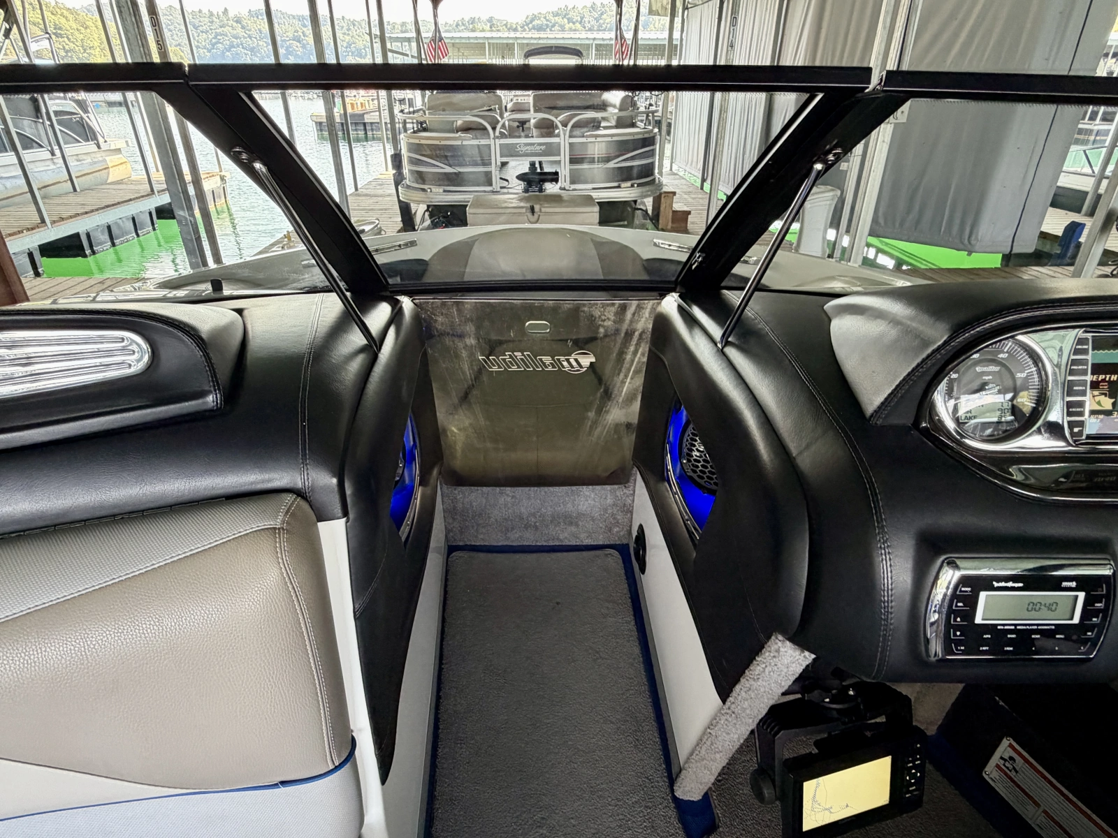 2011 Malibu Wakesetter 247 LSV