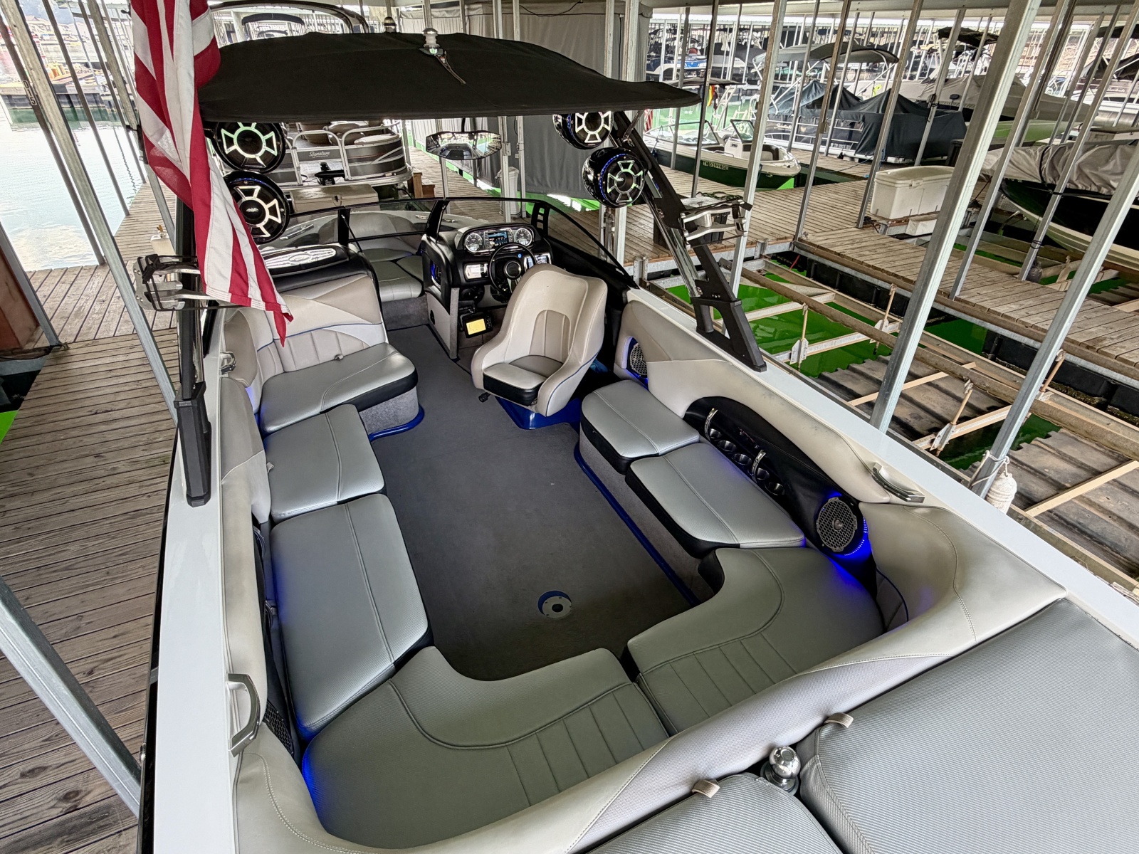 2011 Malibu Wakesetter 247 LSV