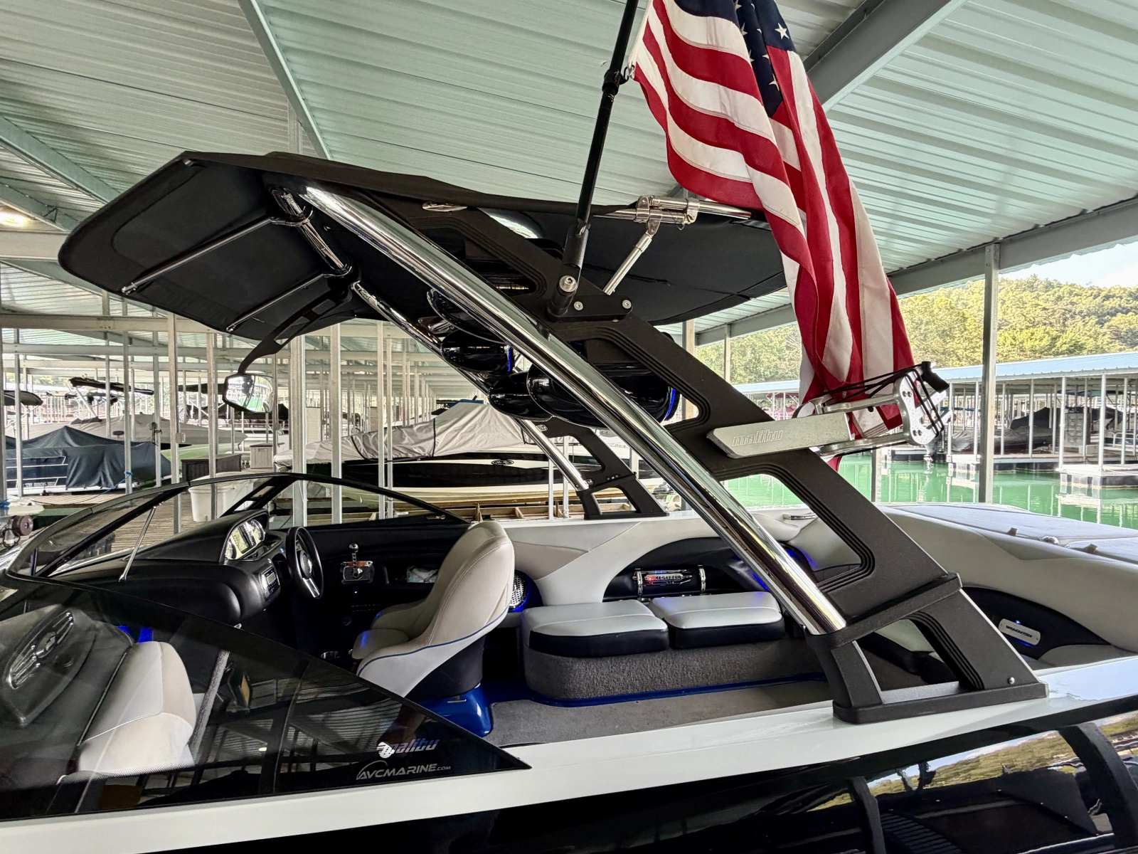 2011 Malibu Wakesetter 247 LSV