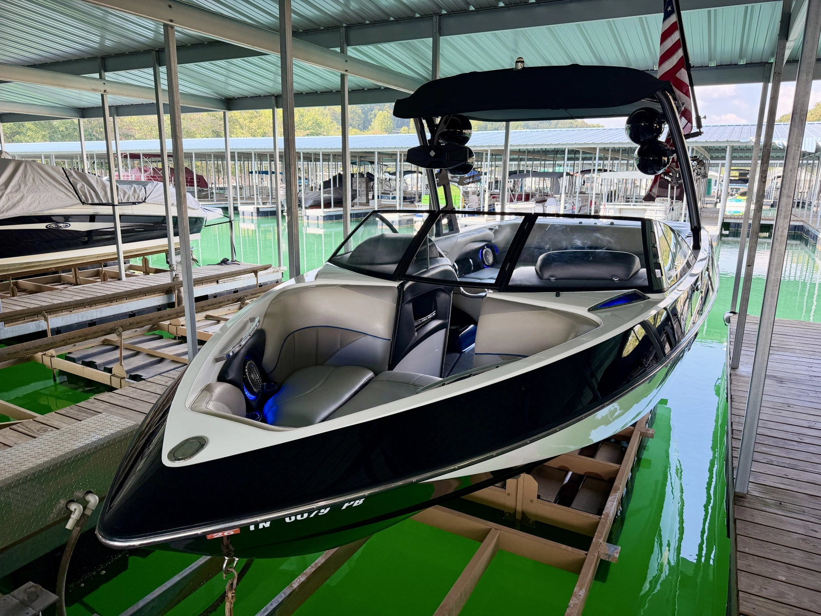 2011 Malibu Wakesetter 247 LSV