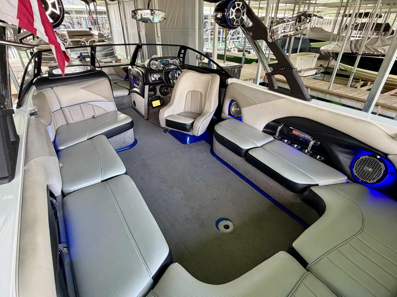 2011 Malibu Wakesetter 247 LSV