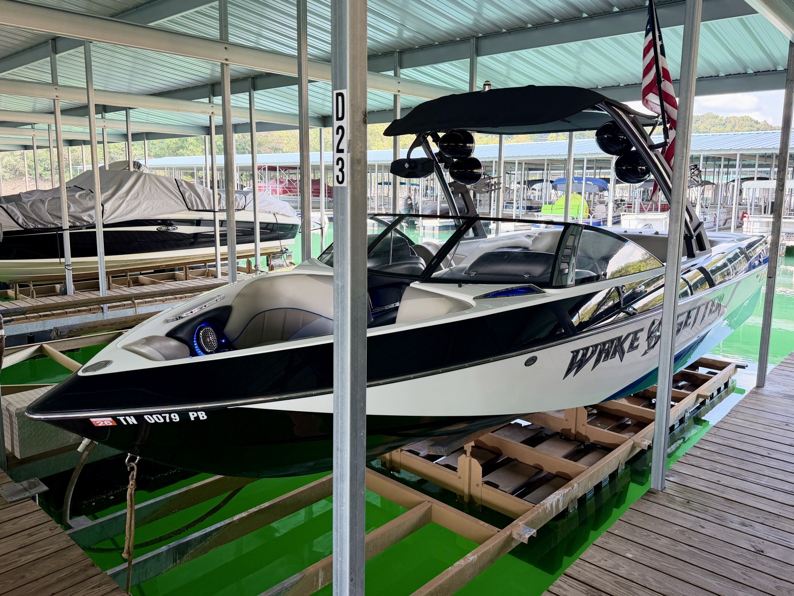 2011 Malibu Wakesetter 247 LSV