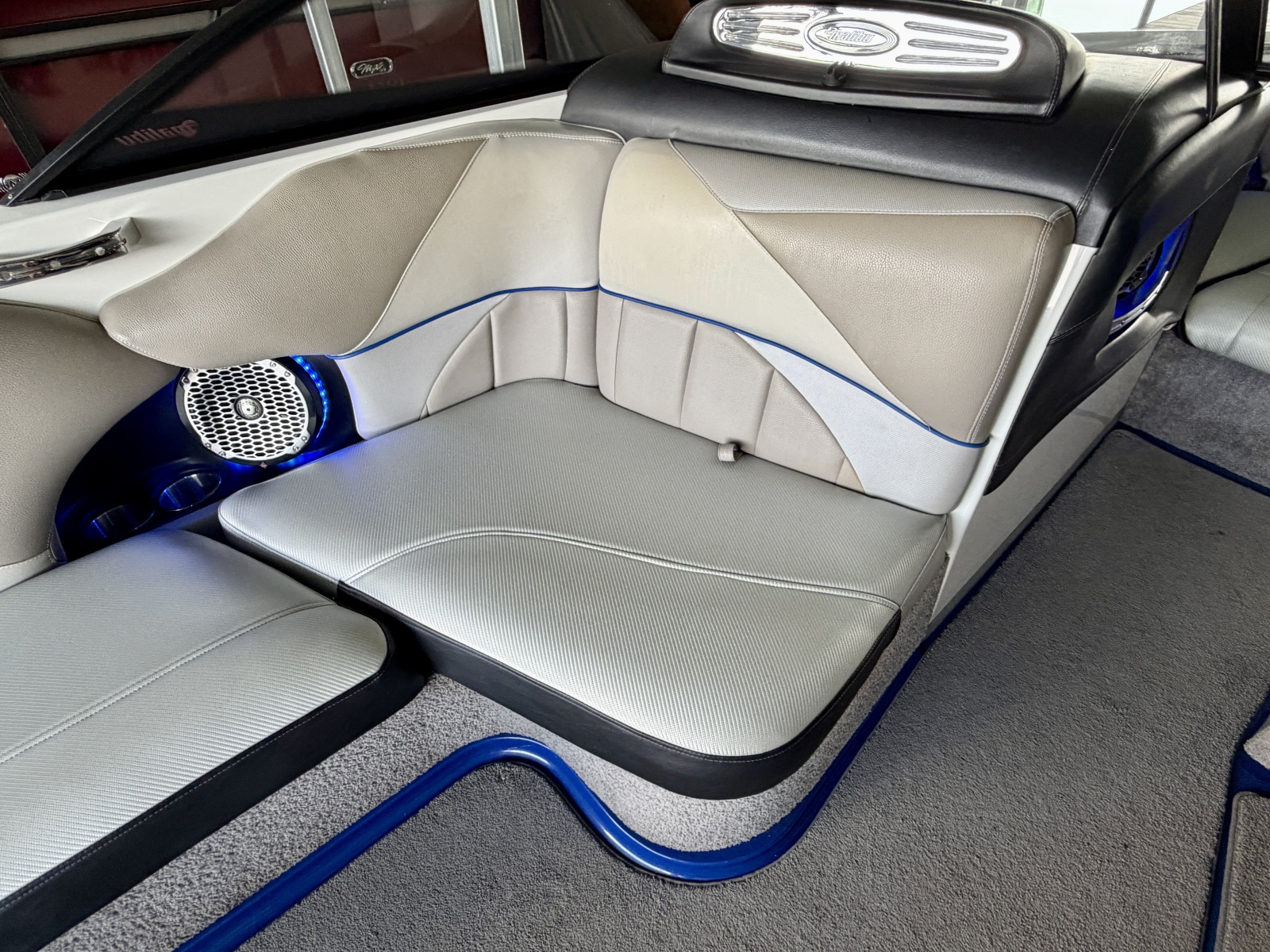 2011 Malibu Wakesetter 247 LSV