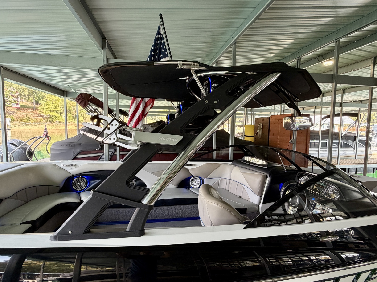 2011 Malibu Wakesetter 247 LSV