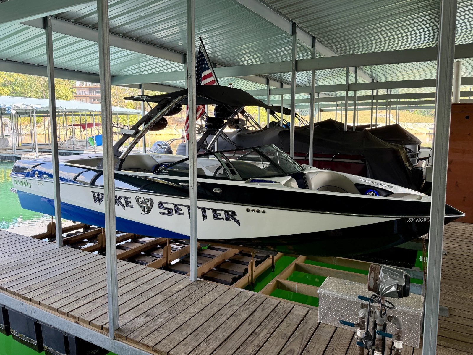 2011 Malibu Wakesetter 247 LSV