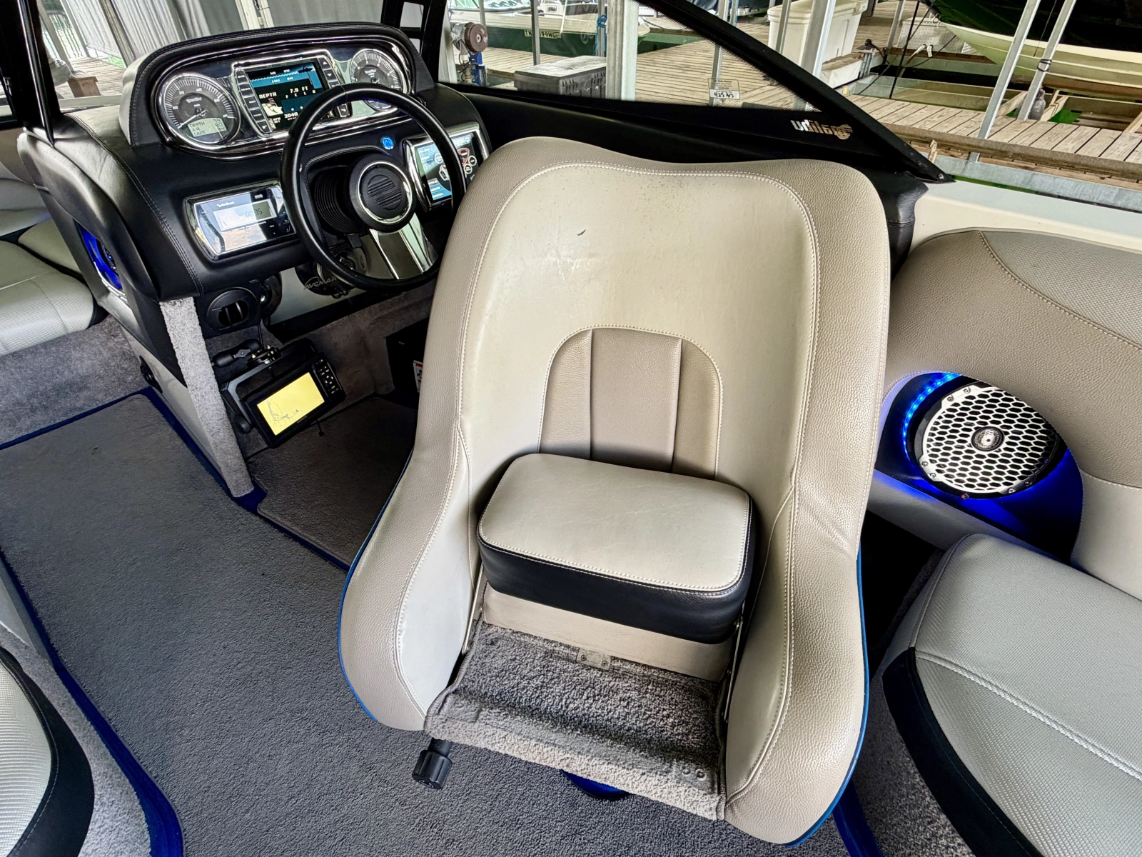 2011 Malibu Wakesetter 247 LSV