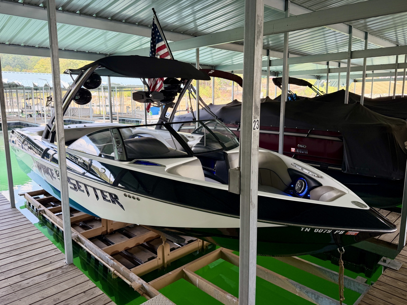 2011 Malibu Wakesetter 247 LSV