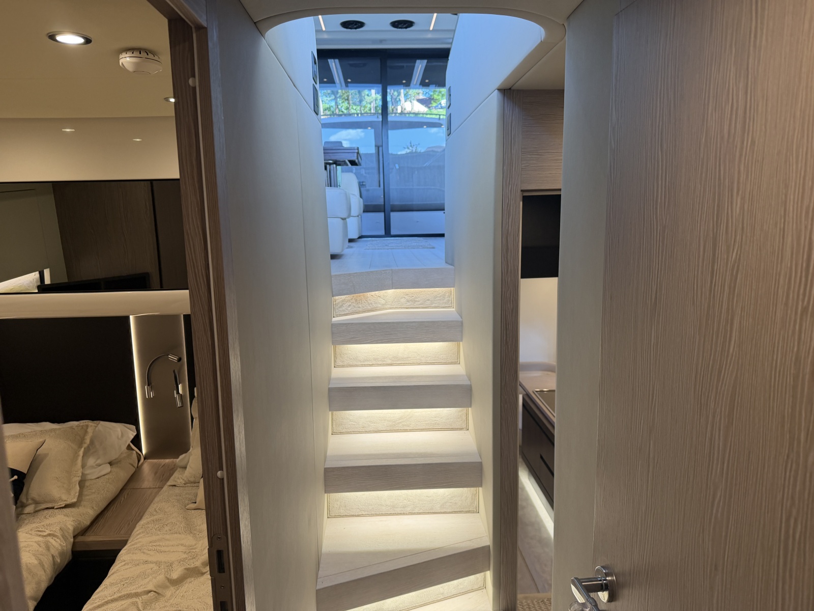 2023 Azimut S6