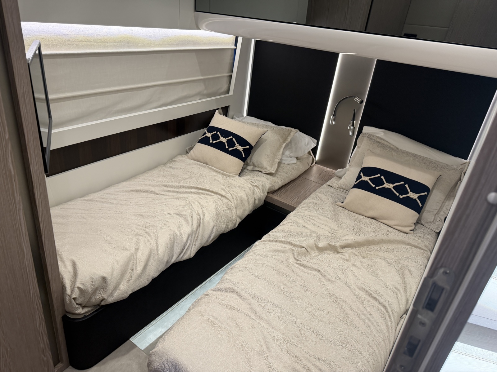 2023 Azimut S6