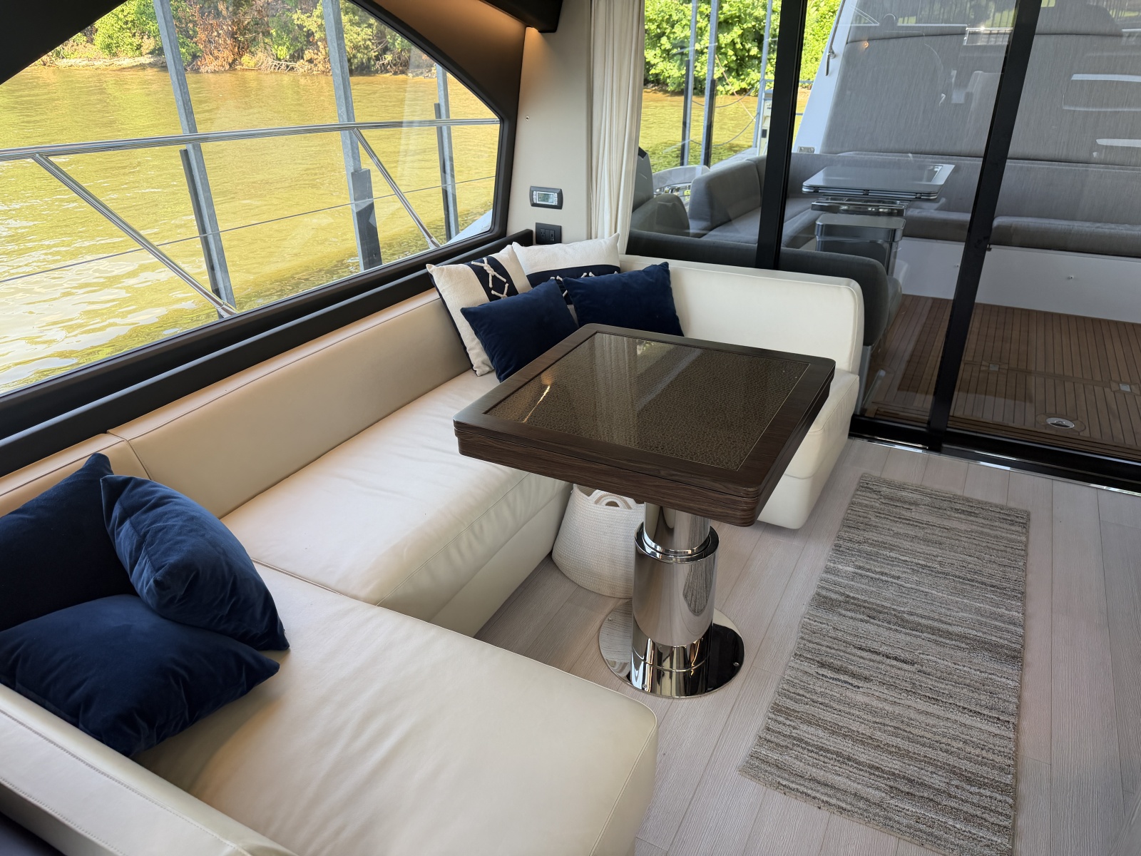 2023 Azimut S6