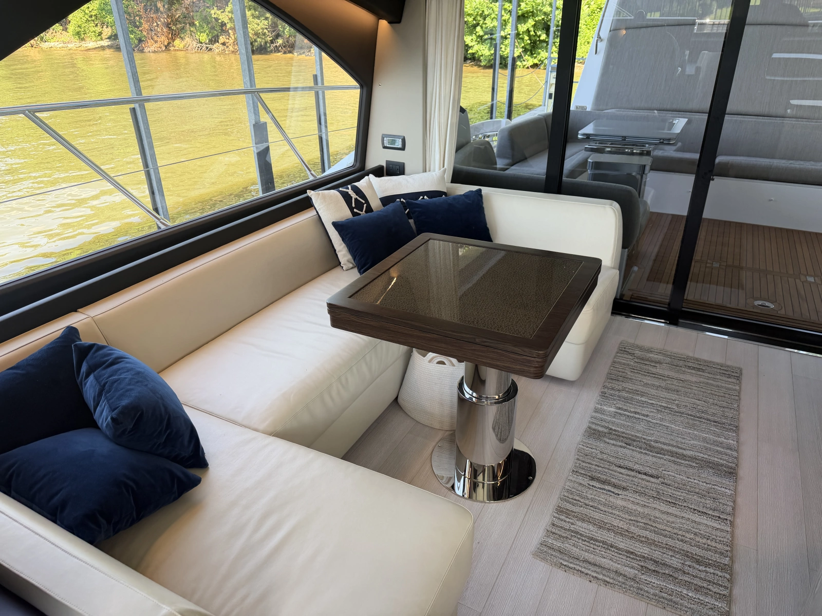 2023 Azimut S6