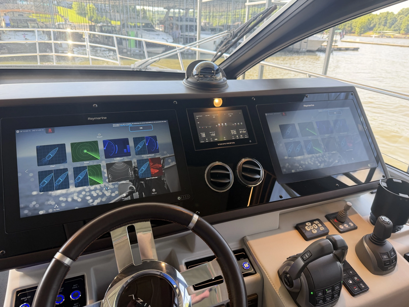 2023 Azimut S6