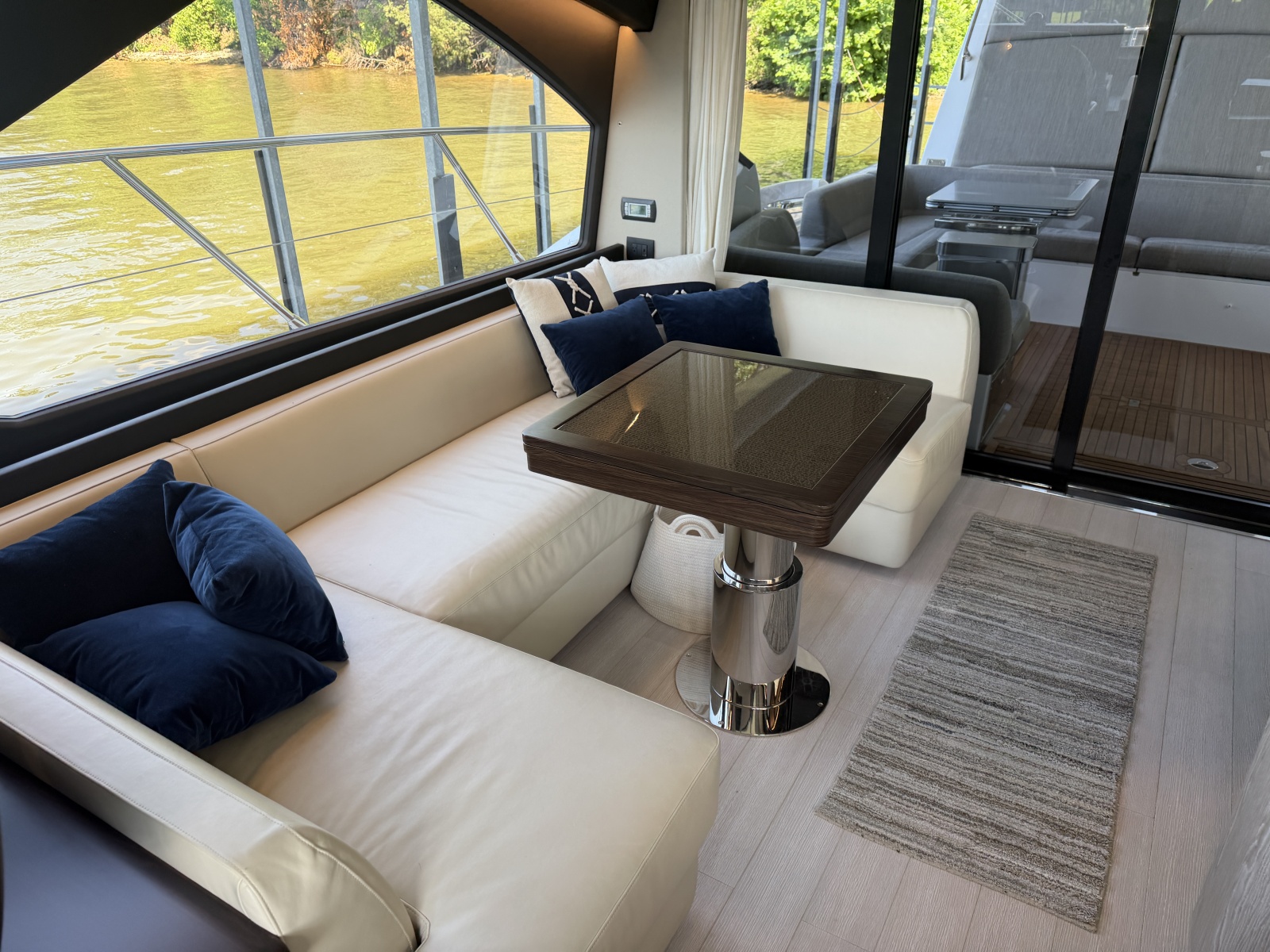 2023 Azimut S6