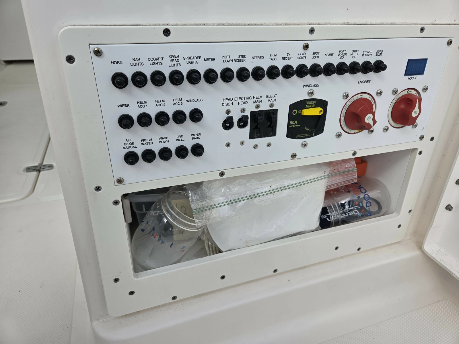 2017 Pursuit 265 DC