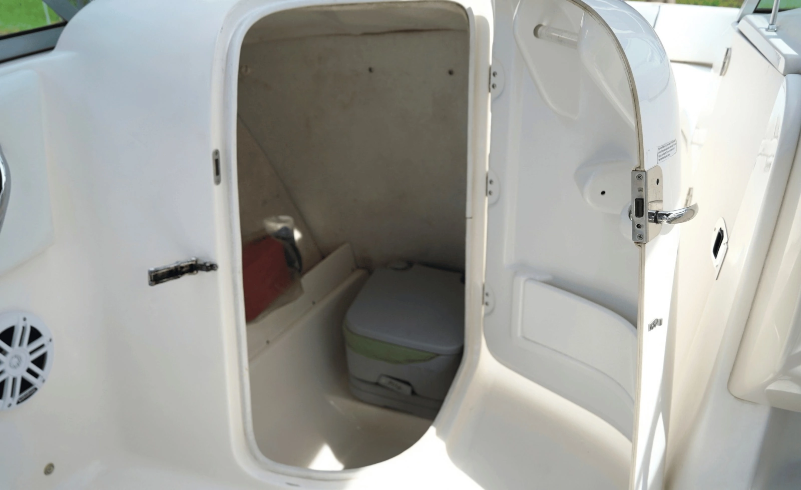2016 Robalo R207
