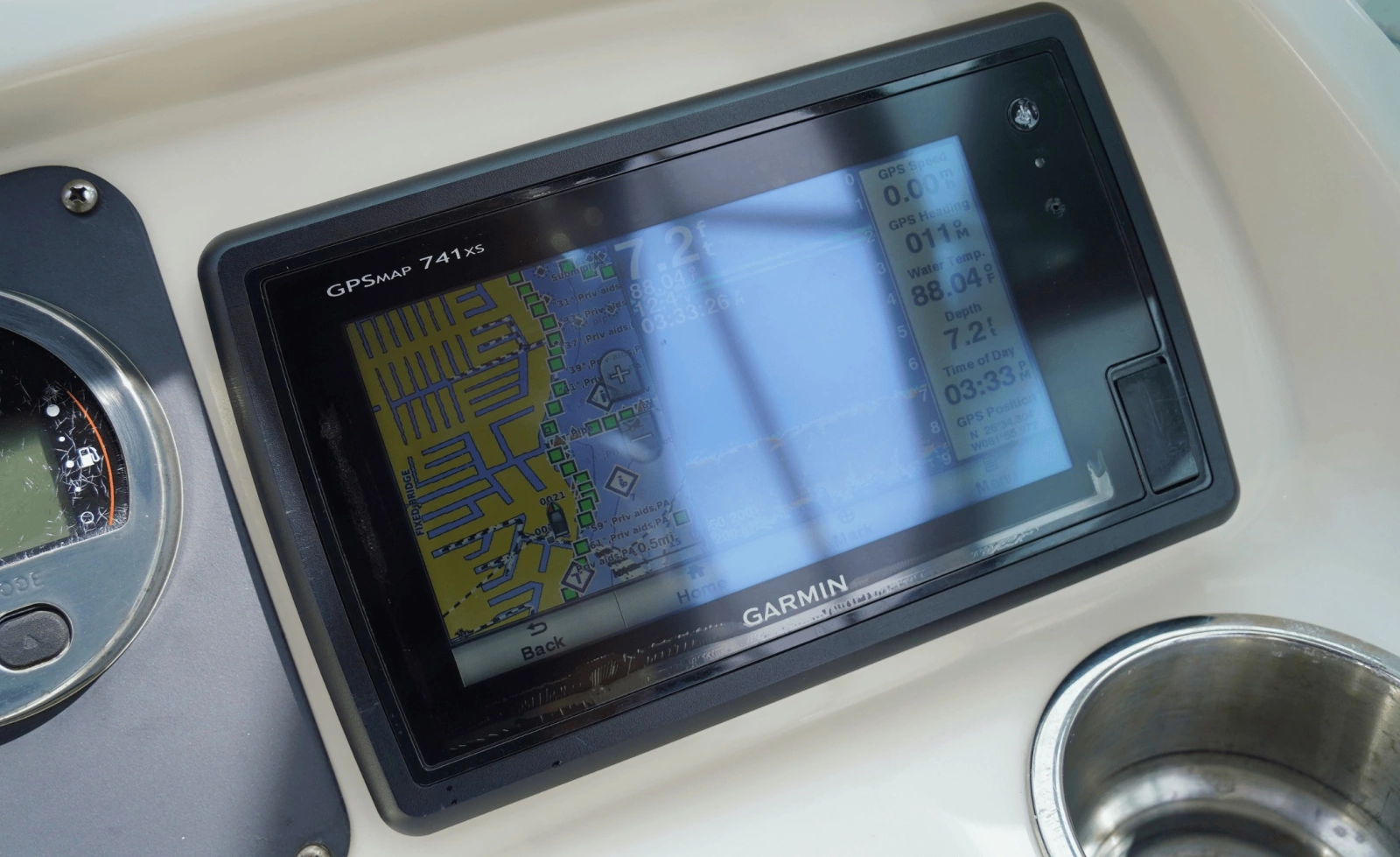2016 Robalo R207