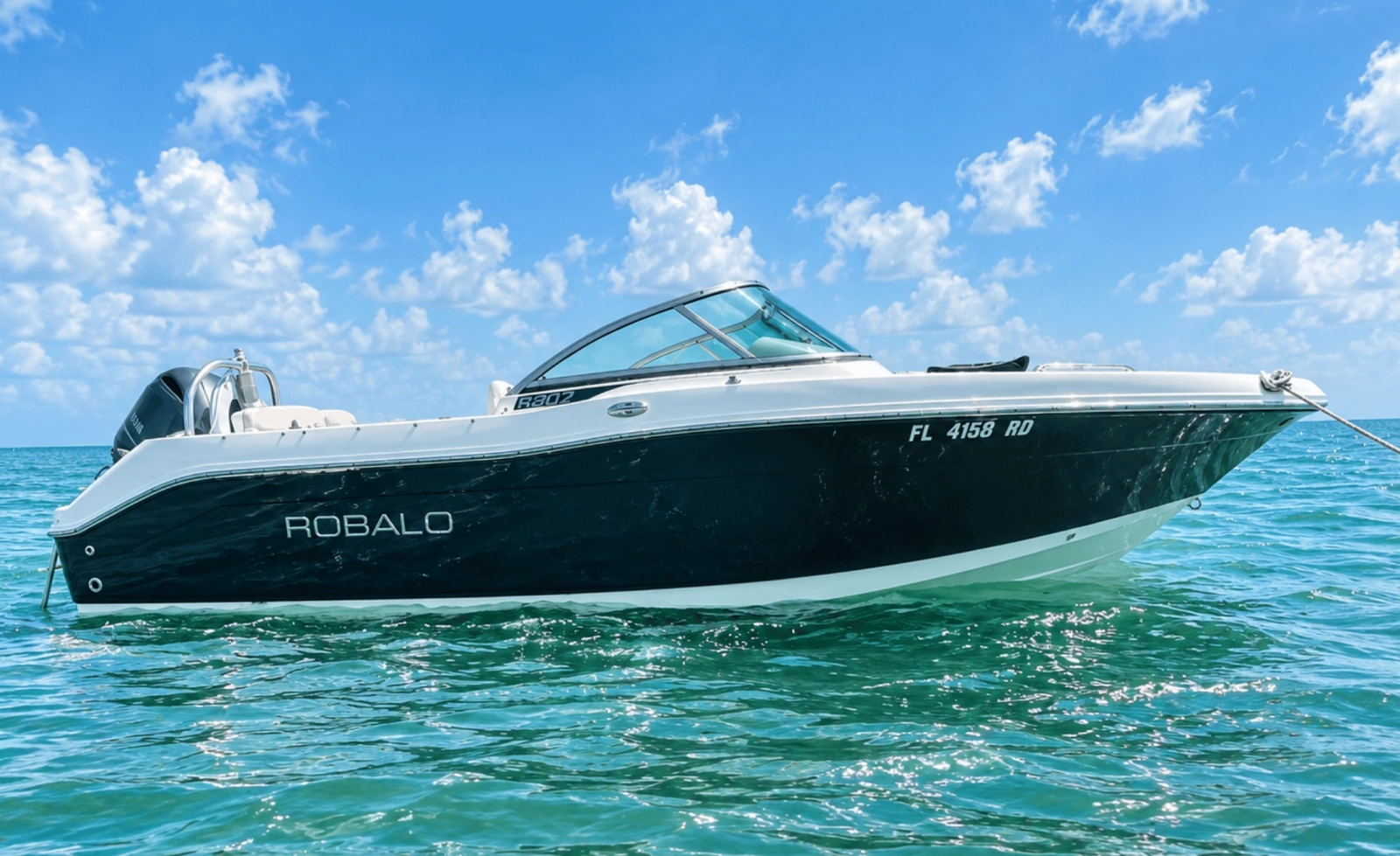2016 Robalo R207