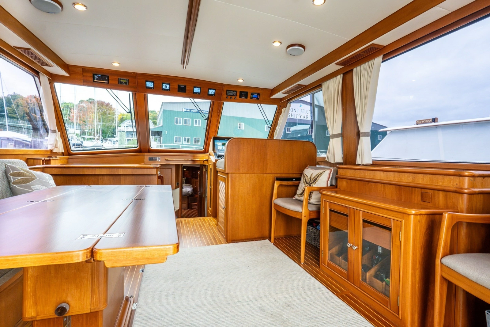 2003 Grand Banks 54