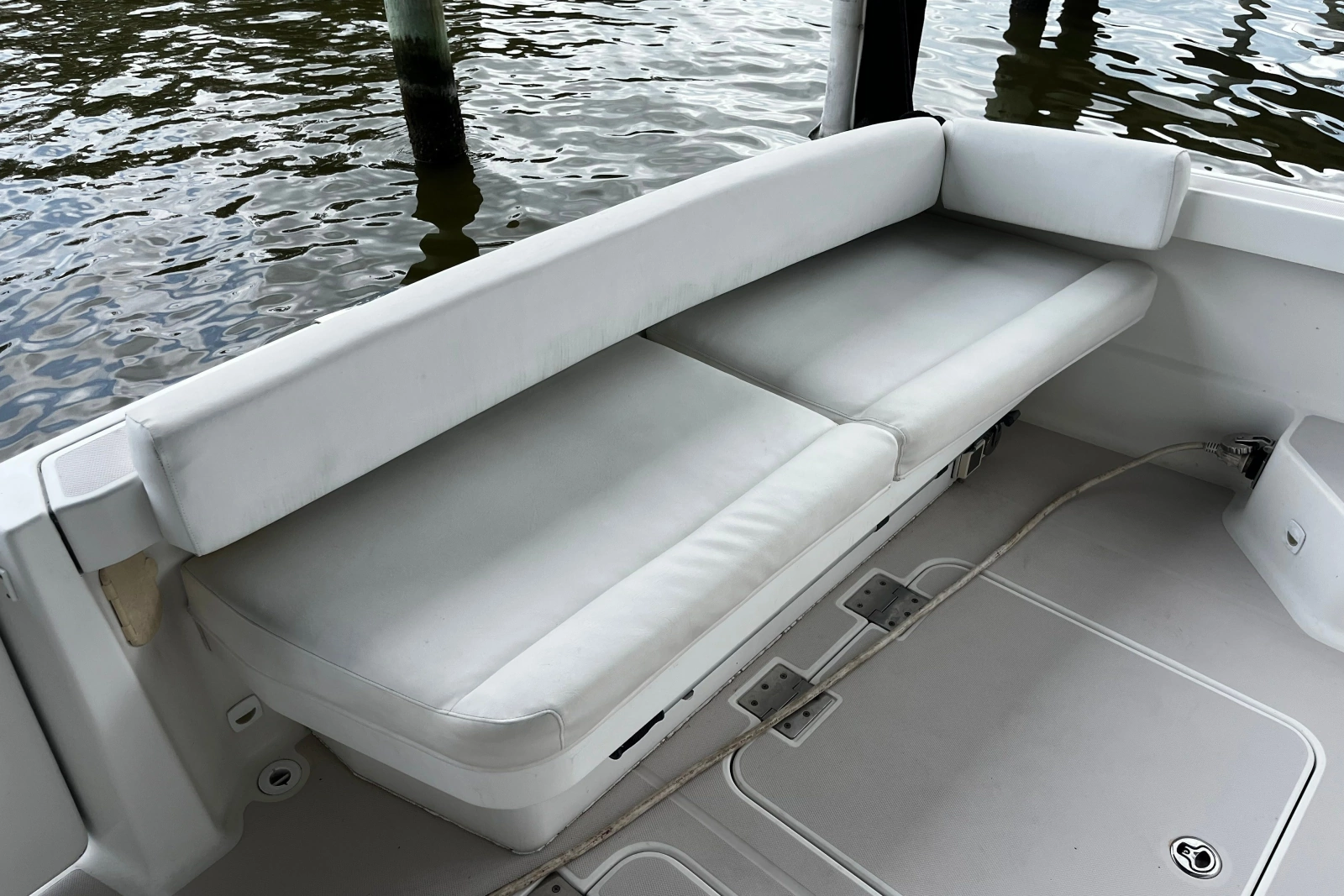2009 Back Cove 33