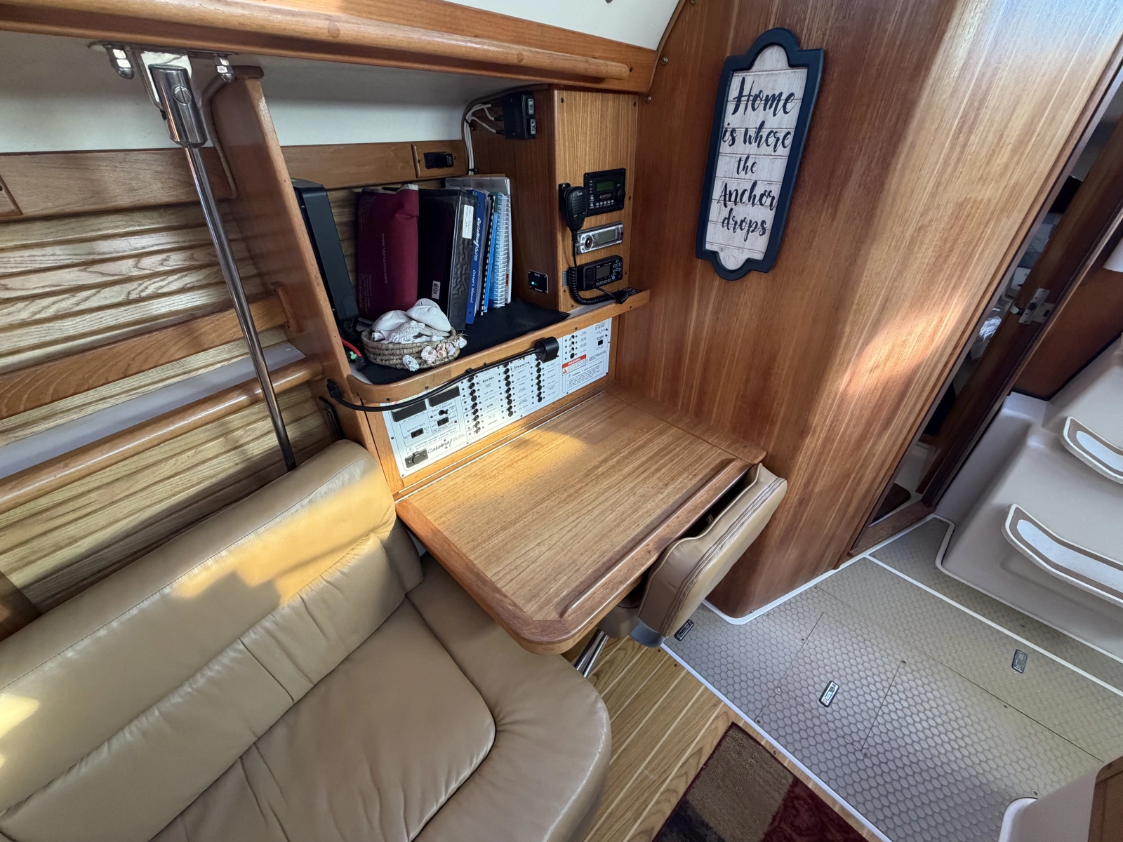 2001 Catalina 380