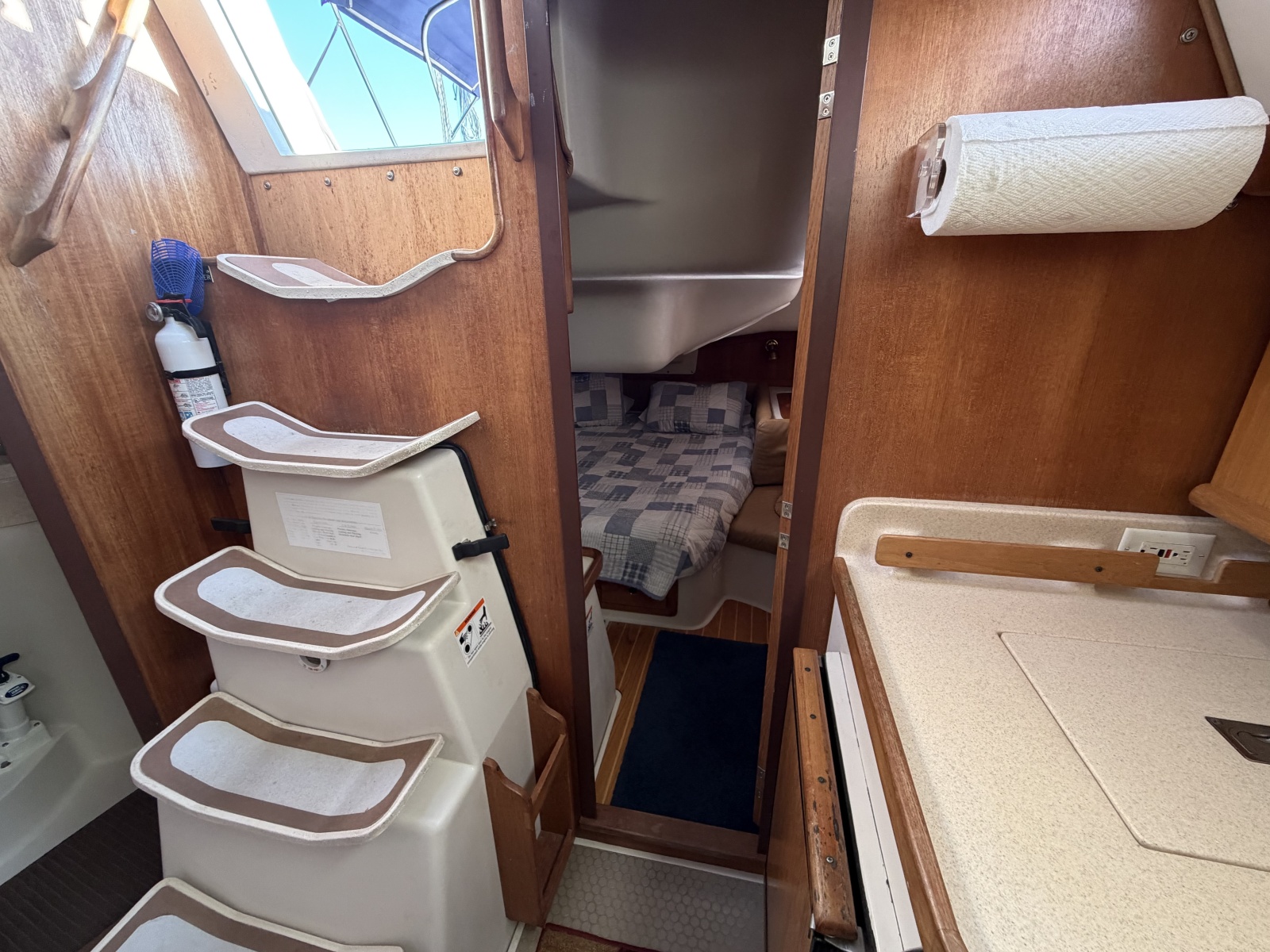 2001 Catalina 380
