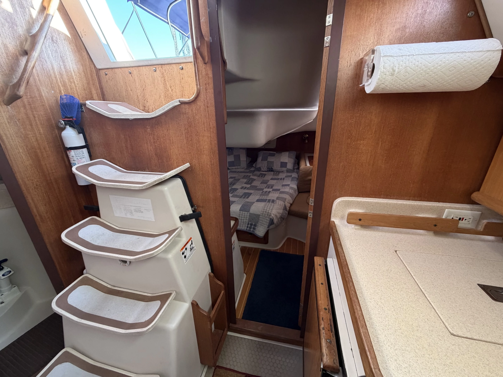 2001 Catalina 380