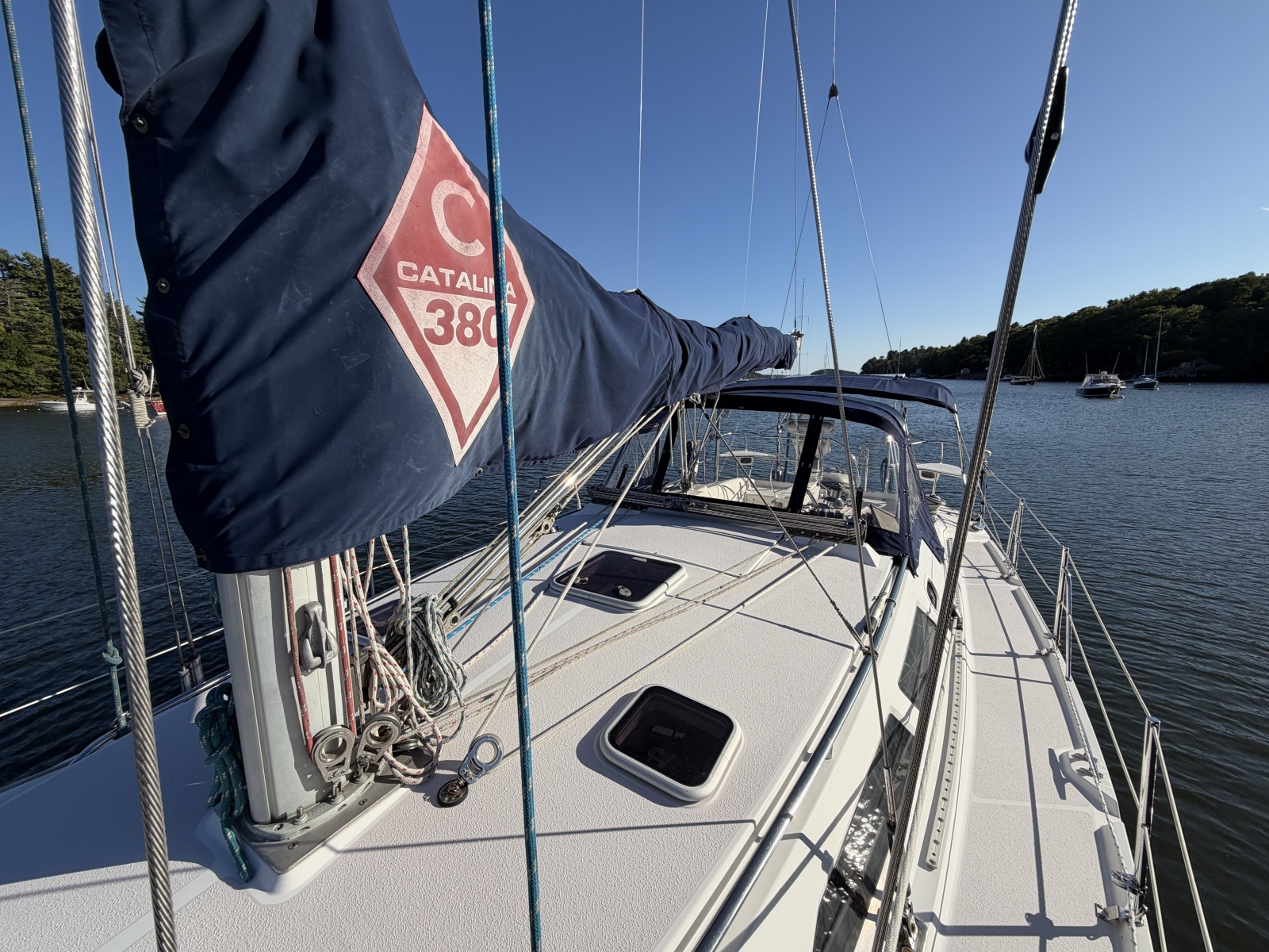 2001 Catalina 380