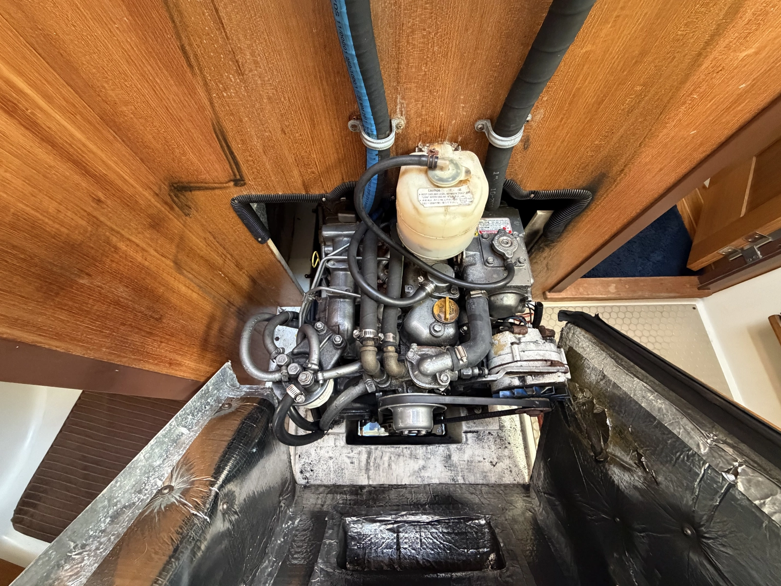 2001 Catalina 380