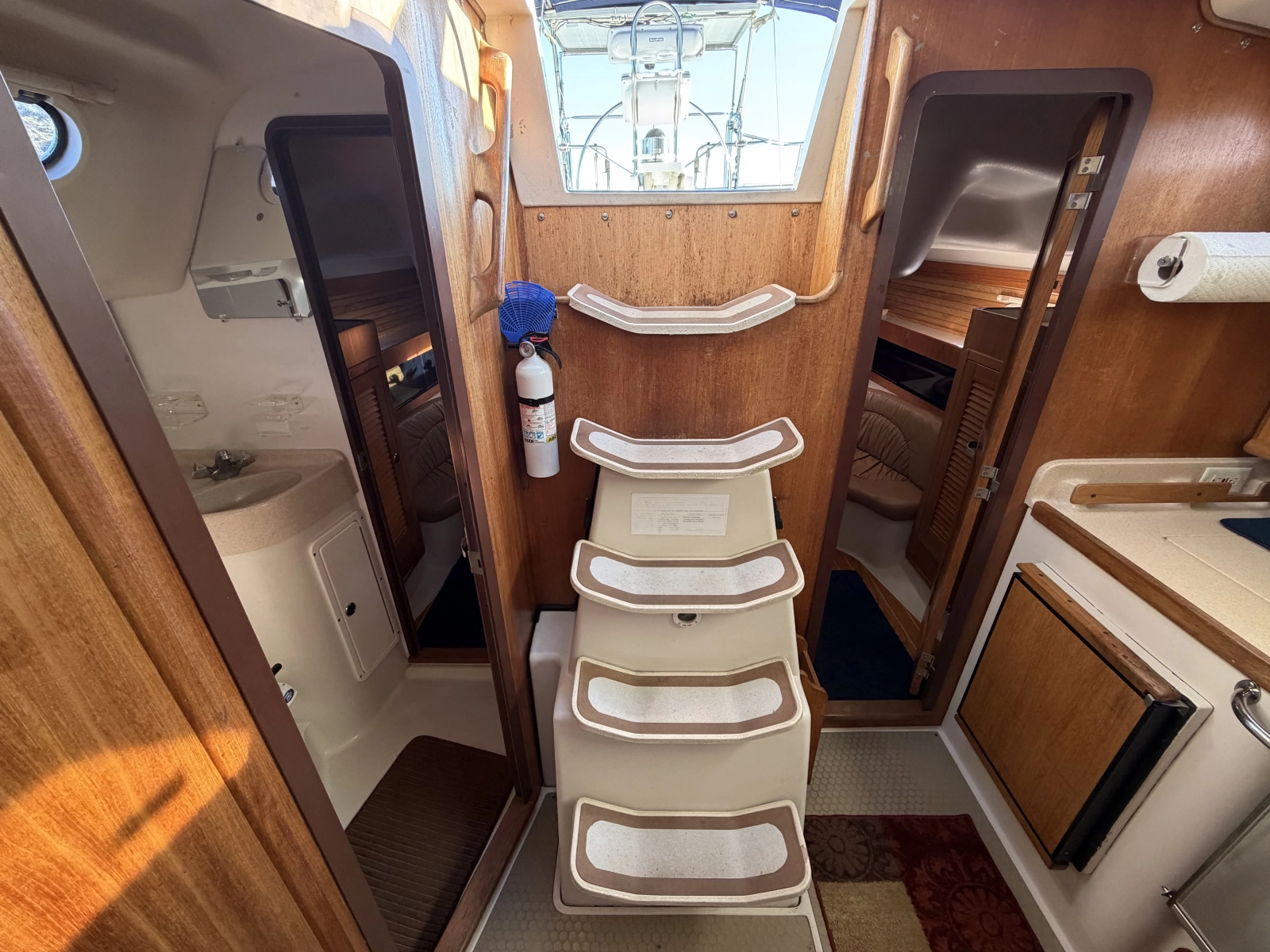 2001 Catalina 380
