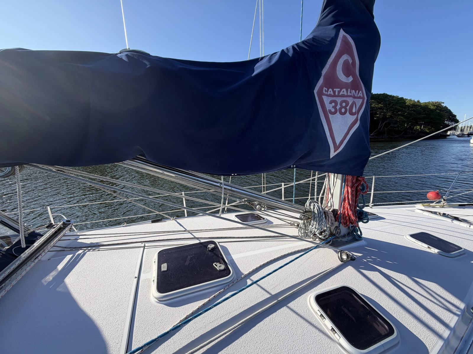 2001 Catalina 380