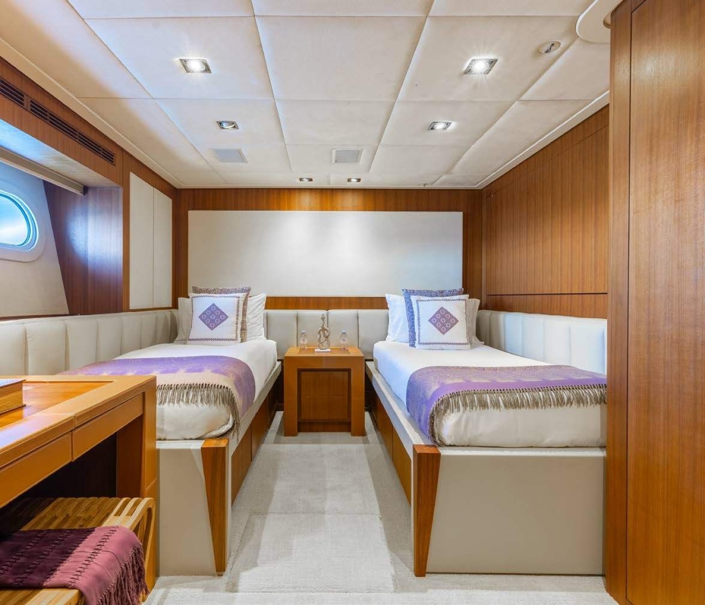 2013 Trinity Yachts Tri-Deck