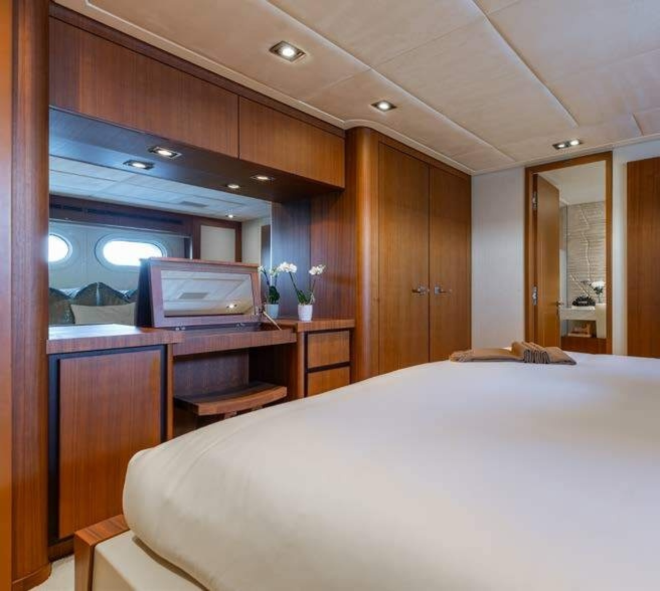 2013 Trinity Yachts Tri-Deck