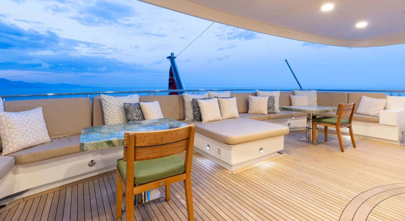2012 Trinity Yachts Tri-Deck