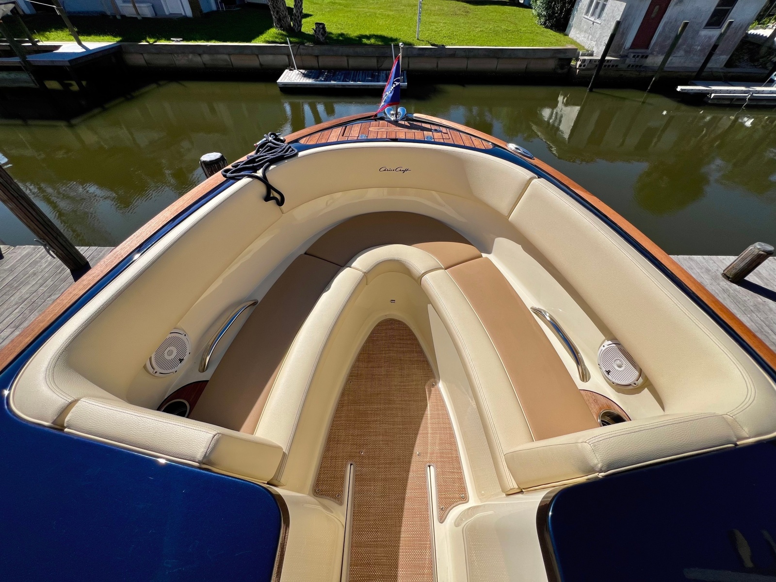 2020 Chris-Craft Launch 27
