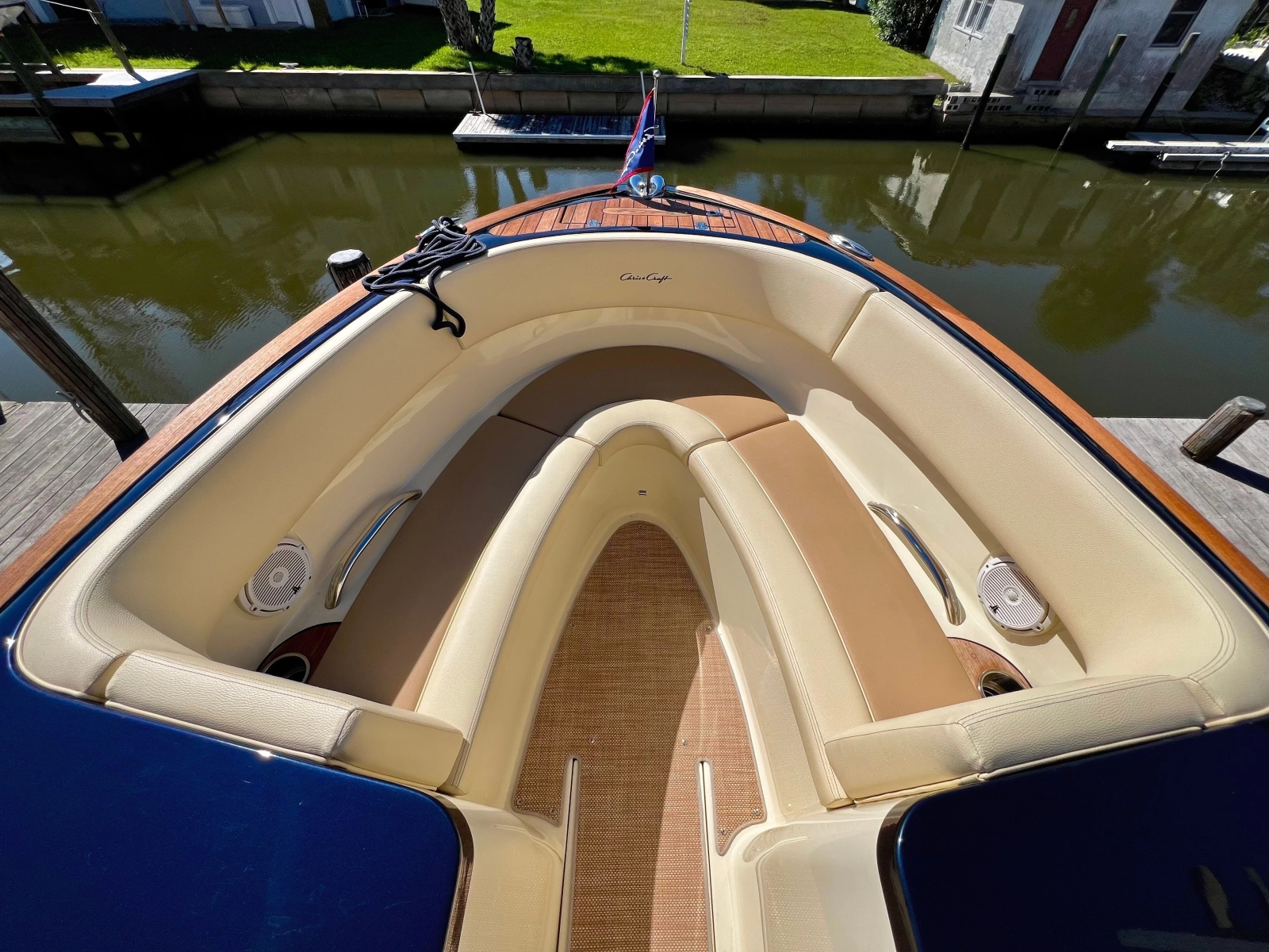2020 Chris-Craft Launch 27