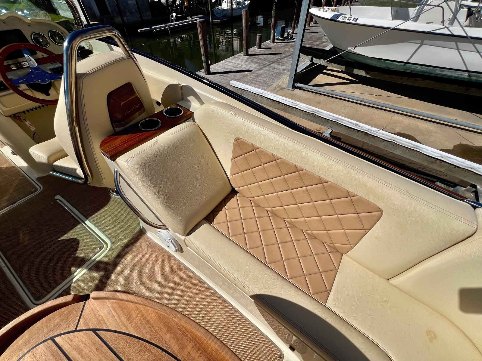 2020 Chris-Craft Launch 27