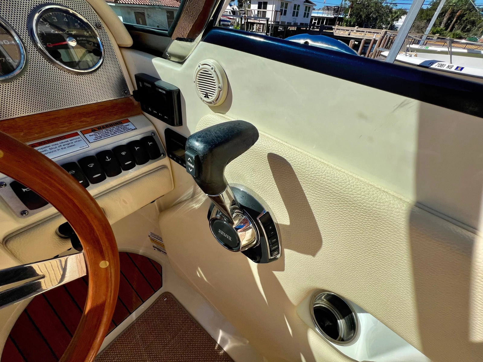 2020 Chris-Craft Launch 27