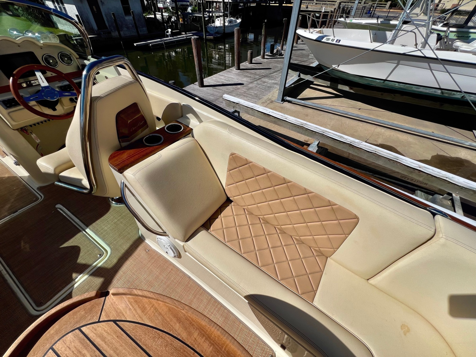 2020 Chris-Craft Launch 27