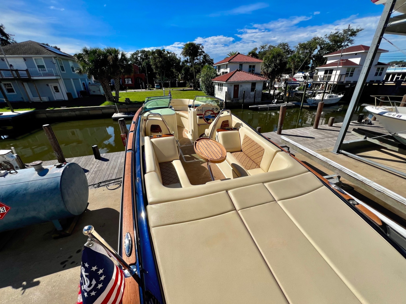2020 Chris-Craft Launch 27