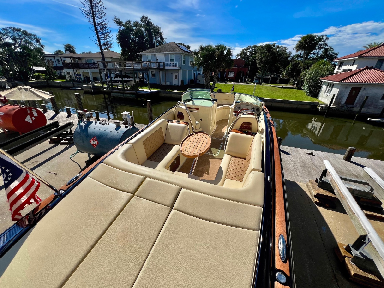 2020 Chris-Craft Launch 27