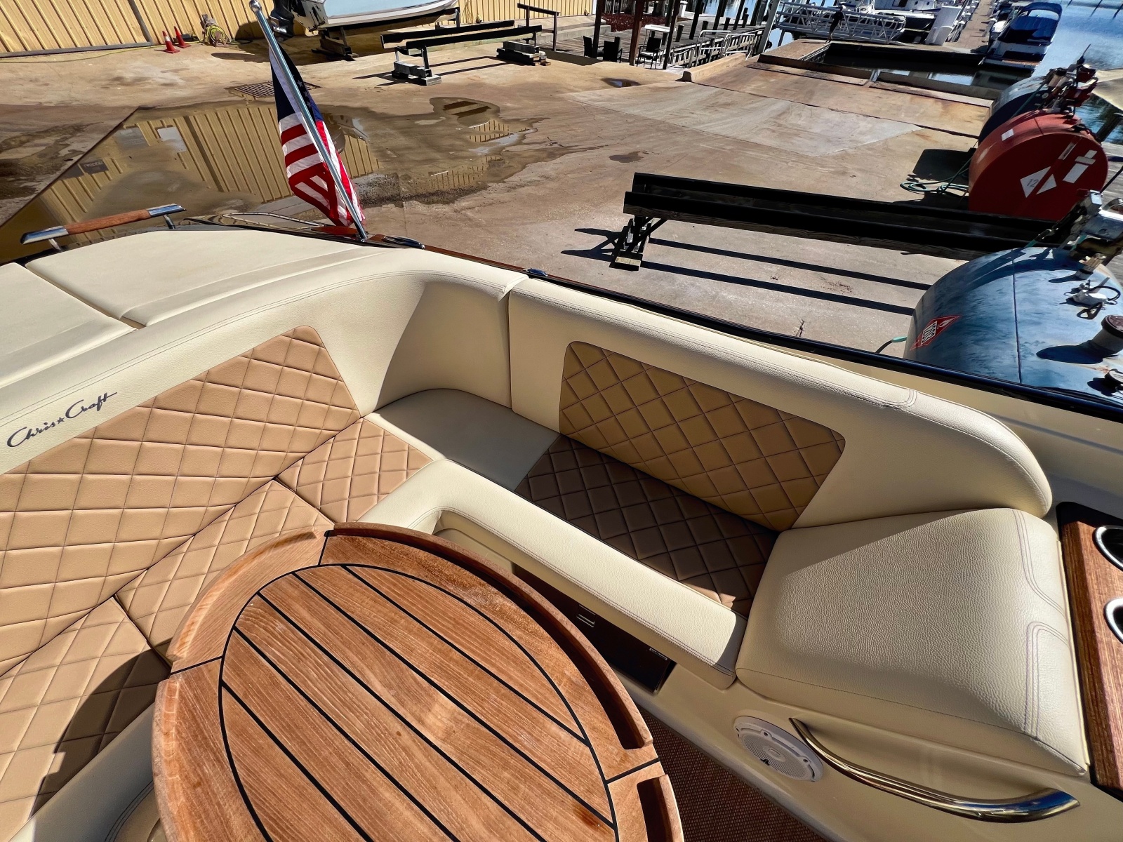 2020 Chris-Craft Launch 27