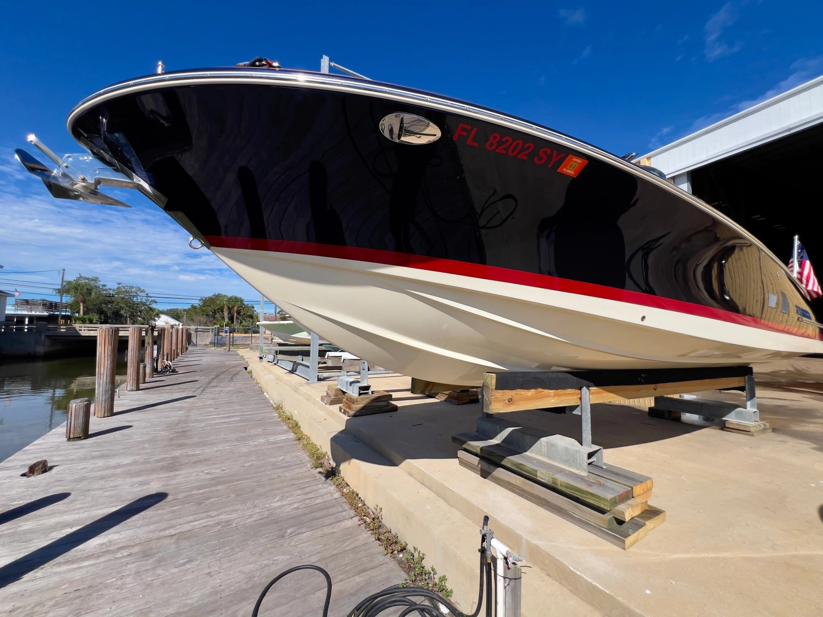2020 Chris-Craft Launch 27