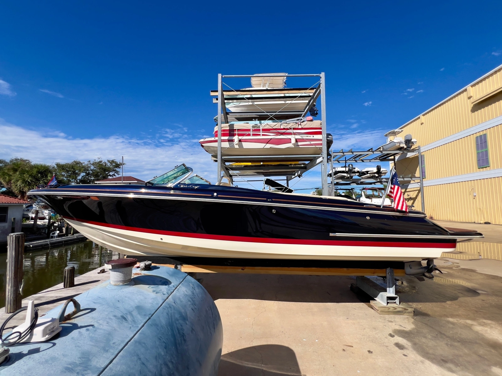2020 Chris-Craft Launch 27