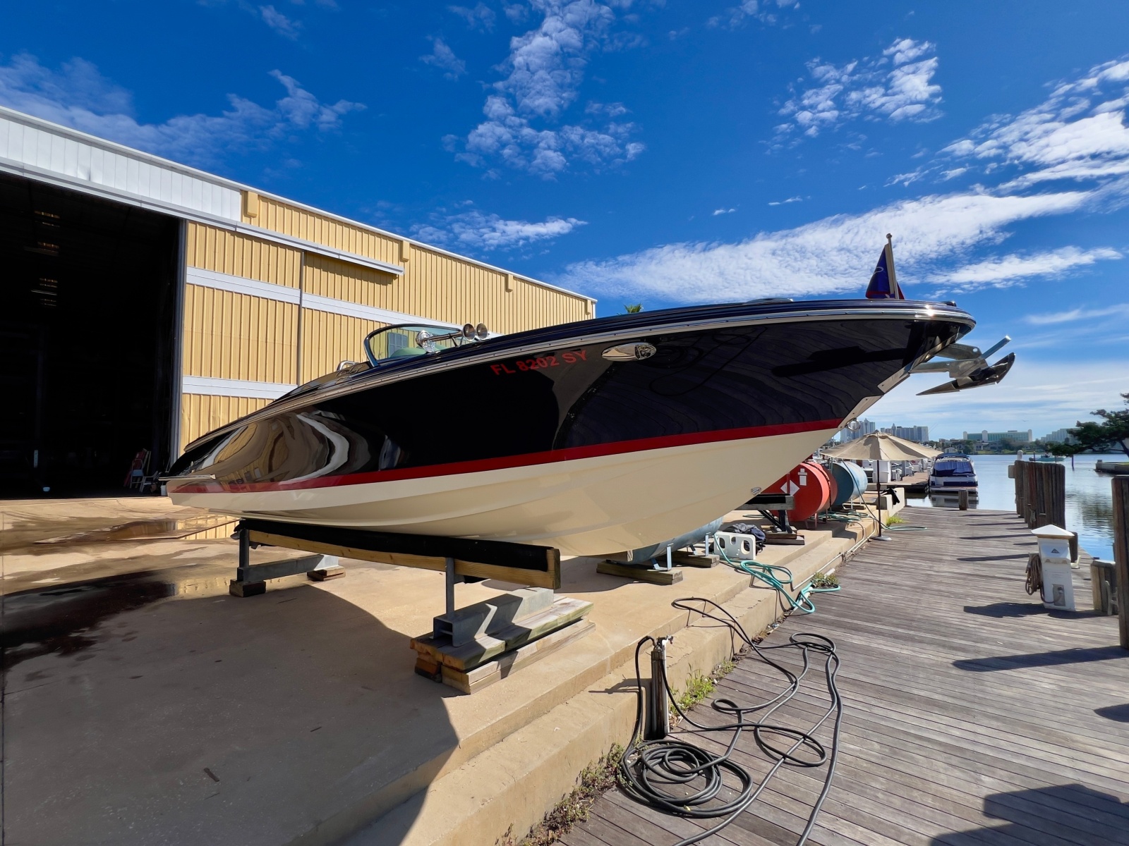 2020 Chris-Craft Launch 27