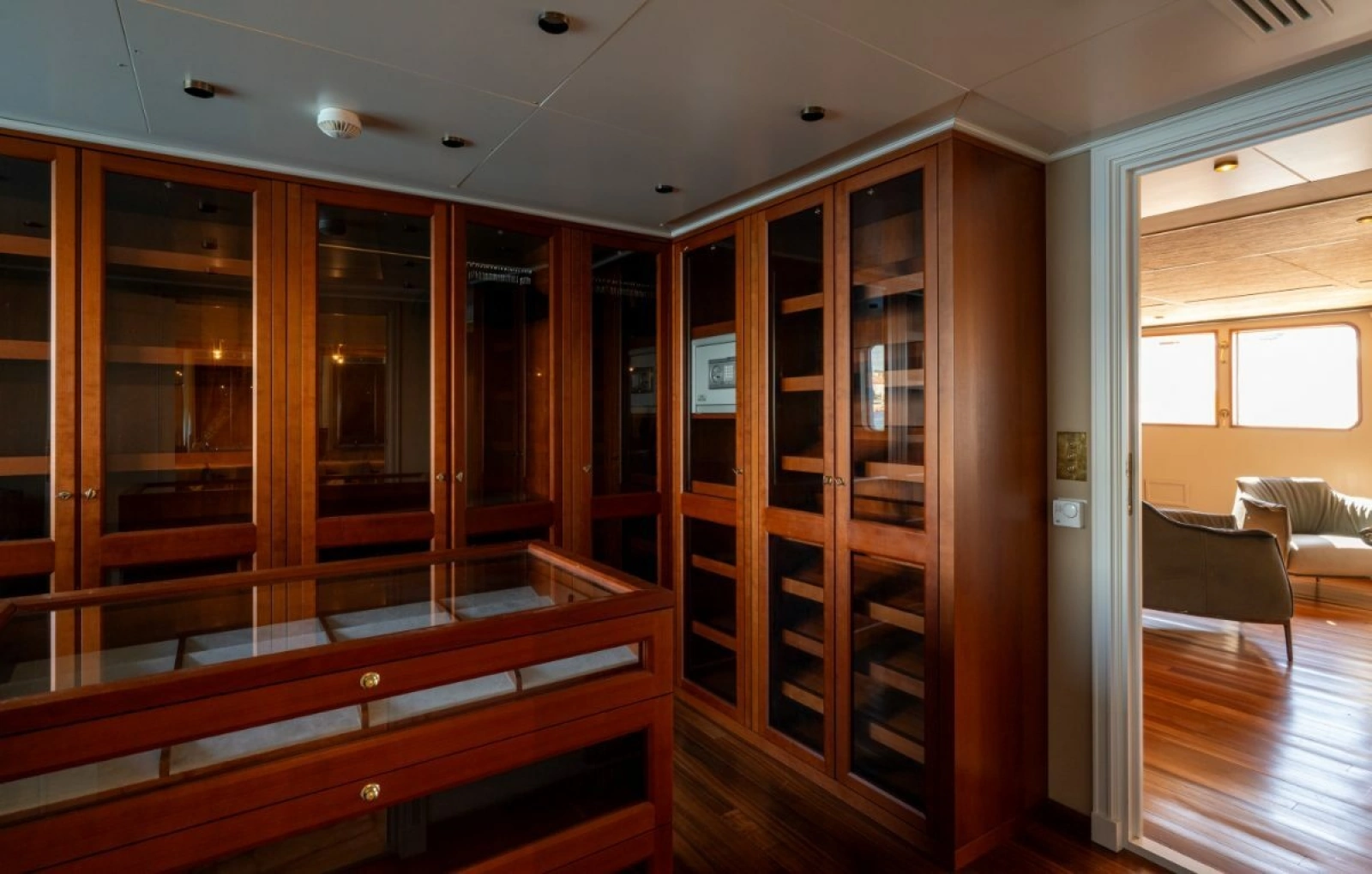 1979 Feadship 