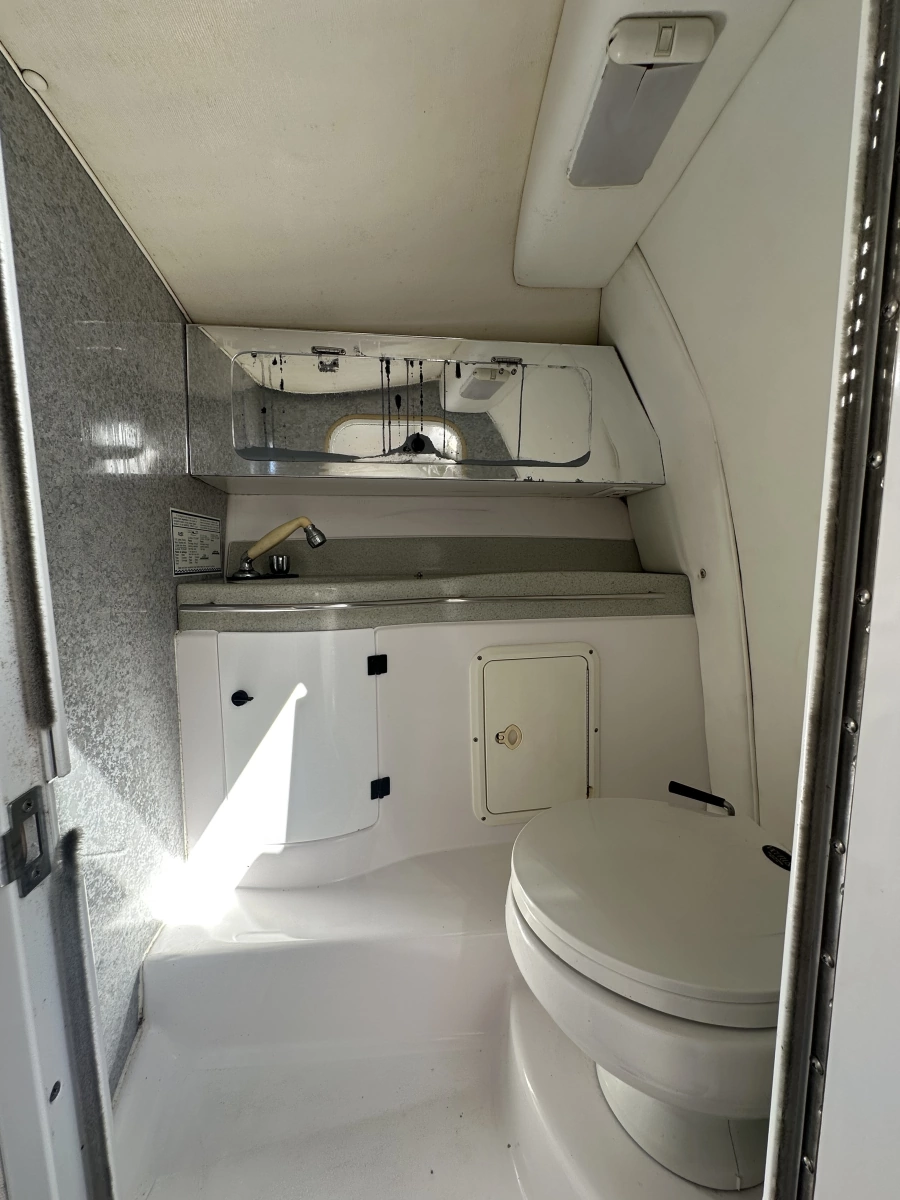 Maori III 33ft Donzi Yacht For Sale